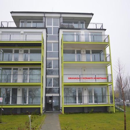 Siófok Ezüstpart Granada 2 Közvetlen Vizparti Apartman Exterior foto